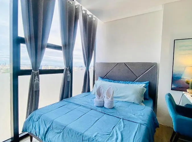 Your Near The Life 3* Cebu